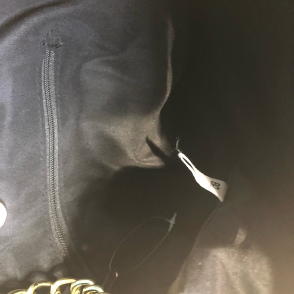 BP black bag | and it’s like new in a good condition - Picture 7 of 11